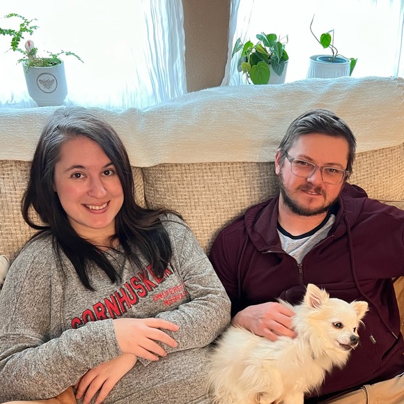 Meet your Posher, Laura - Picture 1 of 1